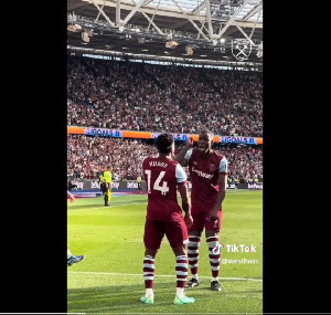 Kudus Mohammed and Kurt Zouma dancing to the Terminator song