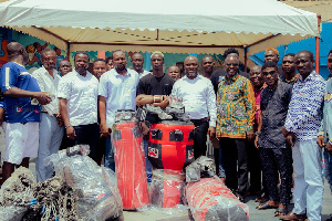 Mohammed Adjei Sowah donated boxing equipment