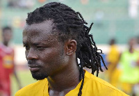 Midfielder Malik Akowuah