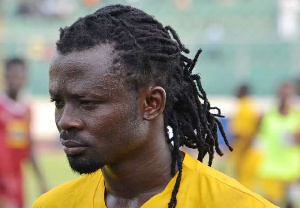 Hearts midfielder Malik Akowuah