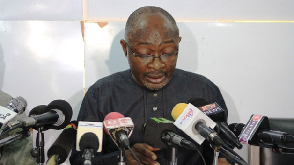 Alfred Agbesi Woyome addresses the press