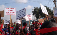 Residents hit the streets to demonstrate against Alfred the MCE, Alfred Okyere