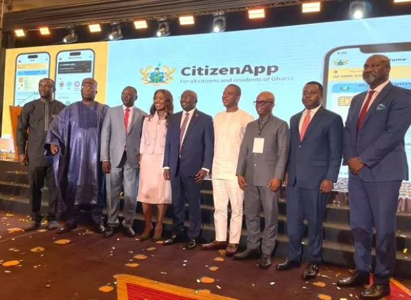 Vice President Dr. Mahamudu Bawumia and some officials at the CitizenApp launch