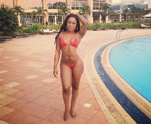 Efia Odo in bikini