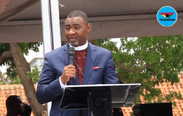 President of the Worldwide Miracle Outreach, Dr Lawrence Tetteh