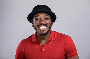 COMEDIAN BOVI223