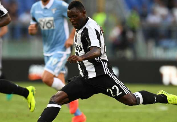 Kwadwo Asamoah has been targeted by Turkish club Galatasaray