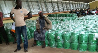 The gas cylinders are to be distributed to residents in the Bole District.