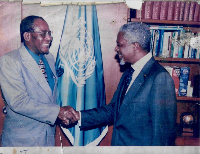 Samuel Tay visits Kofi Annan in New York