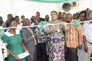 First Lady, Mrs Rebecca Akufo-Addo commissioning the Mother and Baby Unit of KATH