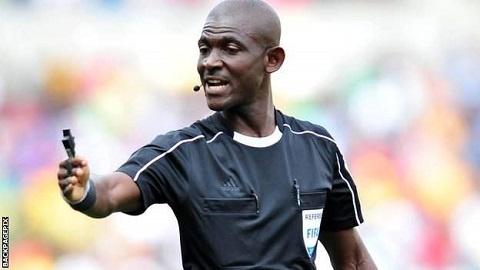 Referee Joseph Lamptey