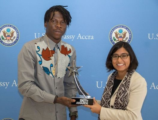 Stonebwoy with Sarah Shabbir, the Cultural Attach