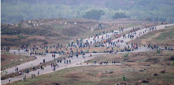 People are seen during an exercise session,  REUTERS/Afolabi Sotunde