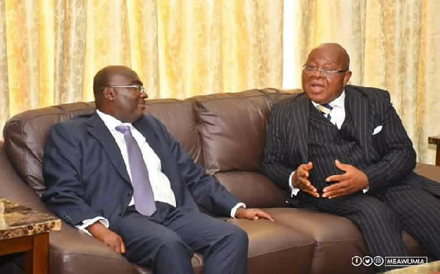 Vice-President Mahamudu Bawumia (L) with former Speaker Mike Oquaye (R)