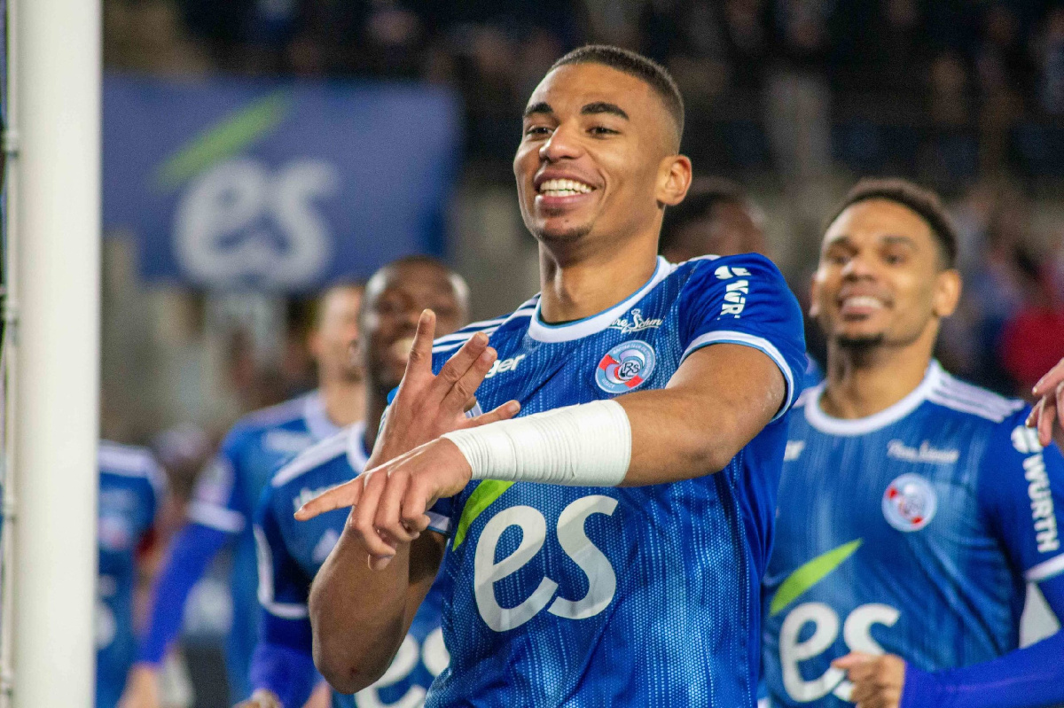 Defender Alexander Djiku captained Strasbourg against PSG