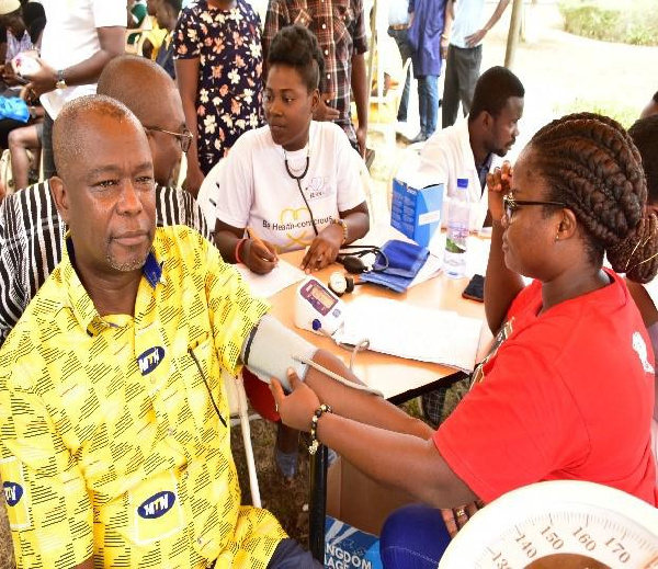 Samuel Koranteng donating blood to save a life