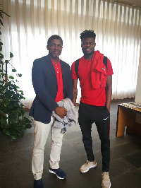 Maxwell Konadu has charged the midfielder to make the move this summer