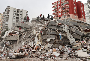 Earthquake rubble in affected cities: Photo courtesy Anadolu Agency