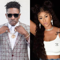 Shatta Wale prays for Mona