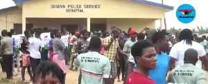 Residents besieged the Police Station to protest the directive by the MCE and MP