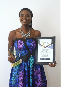 Rachel Ankomah with her award