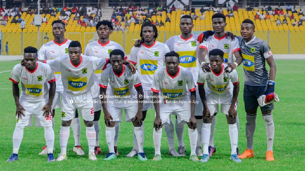 Asante Kotoko players