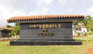 University of Ghana inscription at its main gate