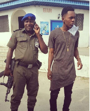 Patoranking (Right)