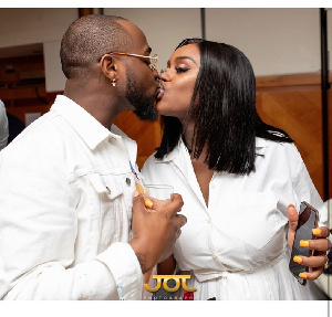 File photo of Davido and Chioma kissing