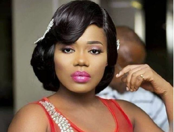 Ghanaian singer, Mzbel