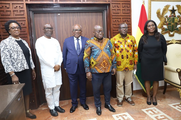 President Akufo-Addo with members of the GIMPA Governing Council during a courtesy call.