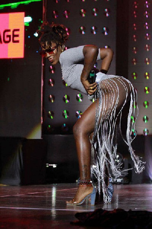 Ebony performing at the 4Syte Music Videos Awards 2017