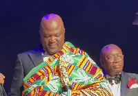 Ibrahim Mahama with his plaque