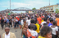 Scene of the funeral of kuduro singer Nagrelha