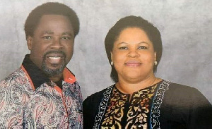 TB Joshua And Wife Evelyn 1024x627