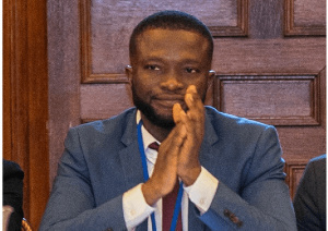 Alex Ampaabeng Dr Ezgif.png