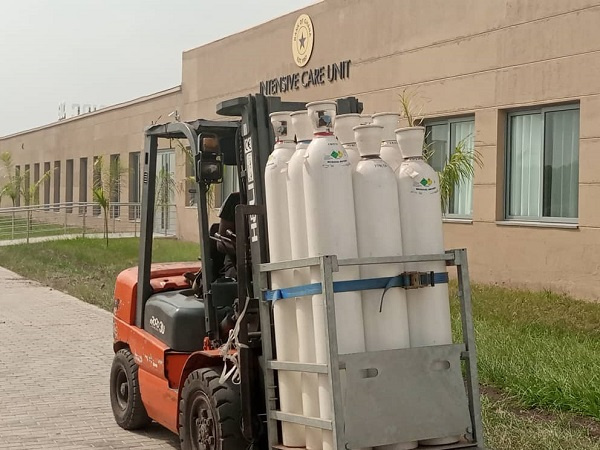 File photo of oxygen cylinders being transported to a facility in Ghana