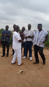 Numo Nmashie Family inspect lands