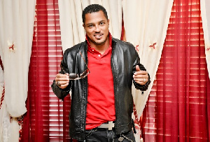 Van Vicker Actor Gh