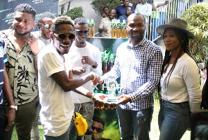 Managing Director of Kasapreko Company Limited Richard Adjei, presented the award to Shatta Wale