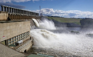 The annual spillage of the Bagre dam is usually done to prevent the banks of the dam from breaking