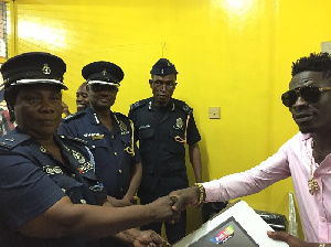 Shatta Wale donates to Police Hospital