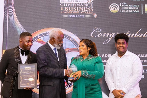 Adelaide A. Siaw-Agyepong receiving the award