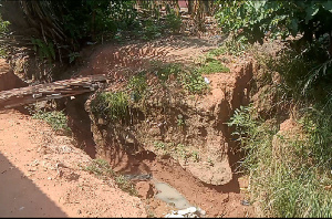 The life threatening ditch at the Bronom electoral area