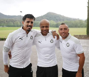 TRIO A  Andre Ayew