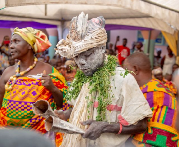 Mpadahile is to be performed on the first Adumfida or Adumbolo of the 5th month on Ahanta Calendar