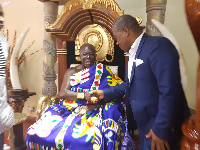 Director-General of NLA,  Kofi Osei-Ameyaw with Asantehene, Otumfuo Osei Tutu II