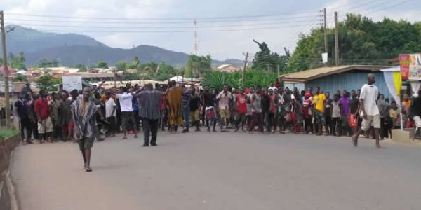 Aggrieved residents protested against outrageous electricity bills