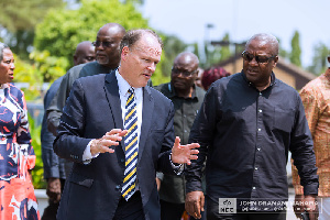 John Dramani Mahama interacting with Marcus B Nash