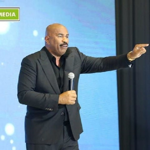 Steve Harvey Comedian1